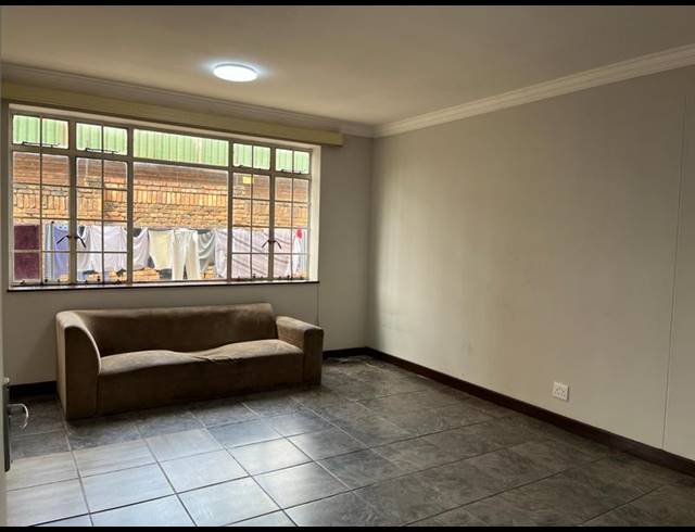 2 BEDROOM PROPERTY TO RENT IN SUNNYSIDE